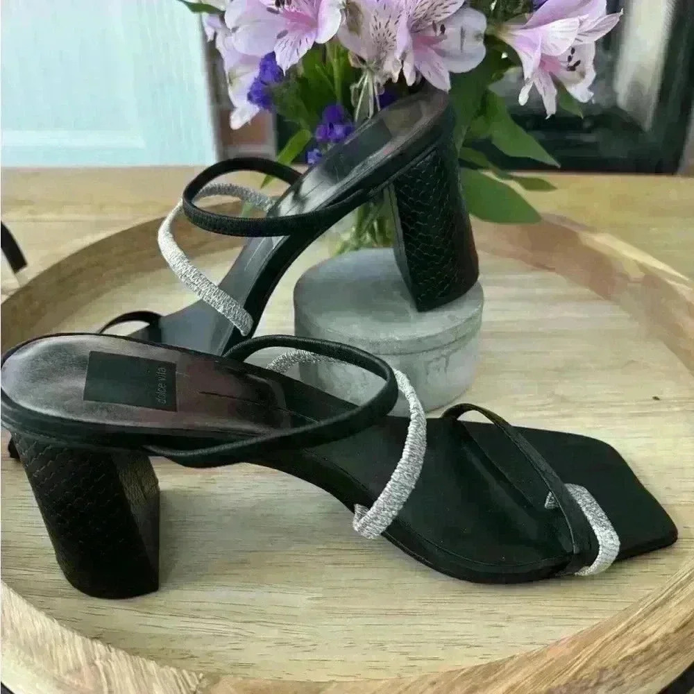 Dolce Vita Prisma Heeled Sandal ~ black/silver ~ 9.5